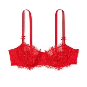 very sexy Victoria’s Secret bra 32A